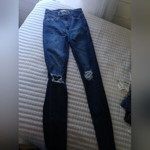 Levis Mile High Super Skinny Jeans